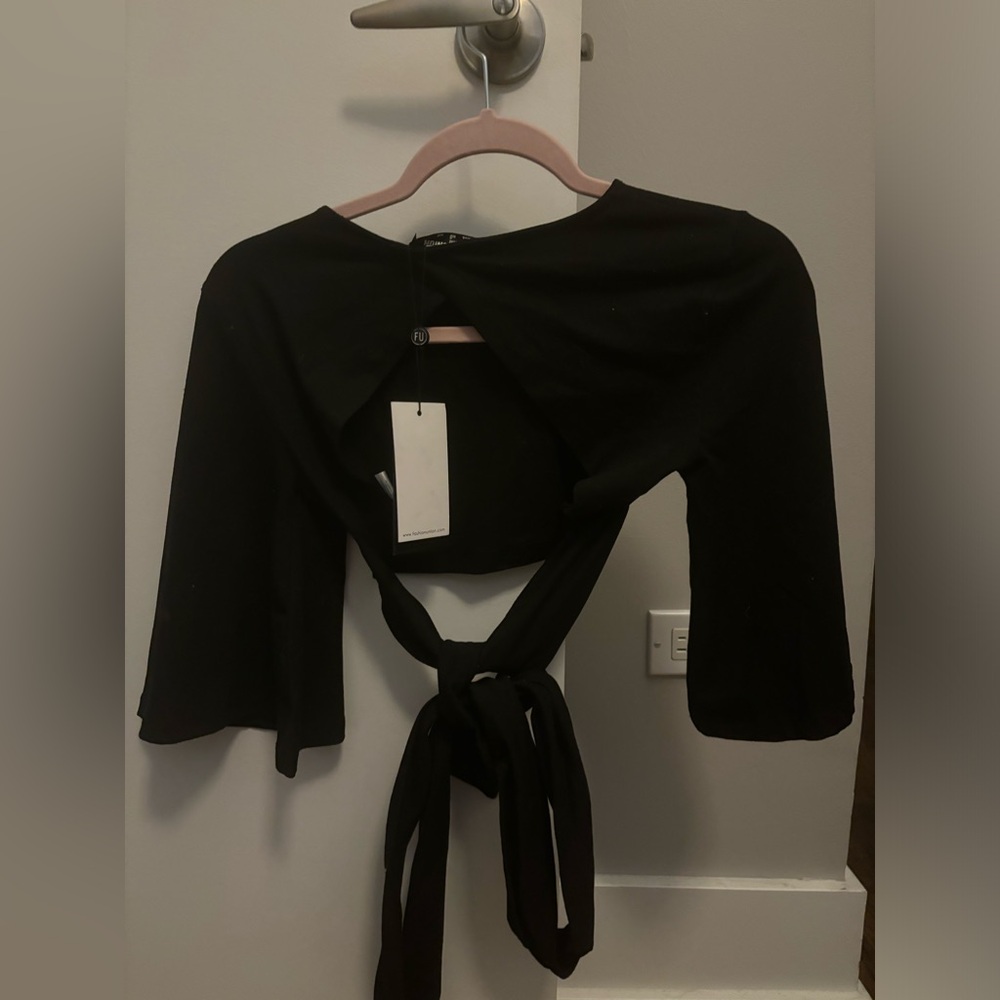 NWT Fashion Union Tie Knot Crop Top - Picture 2 of 5